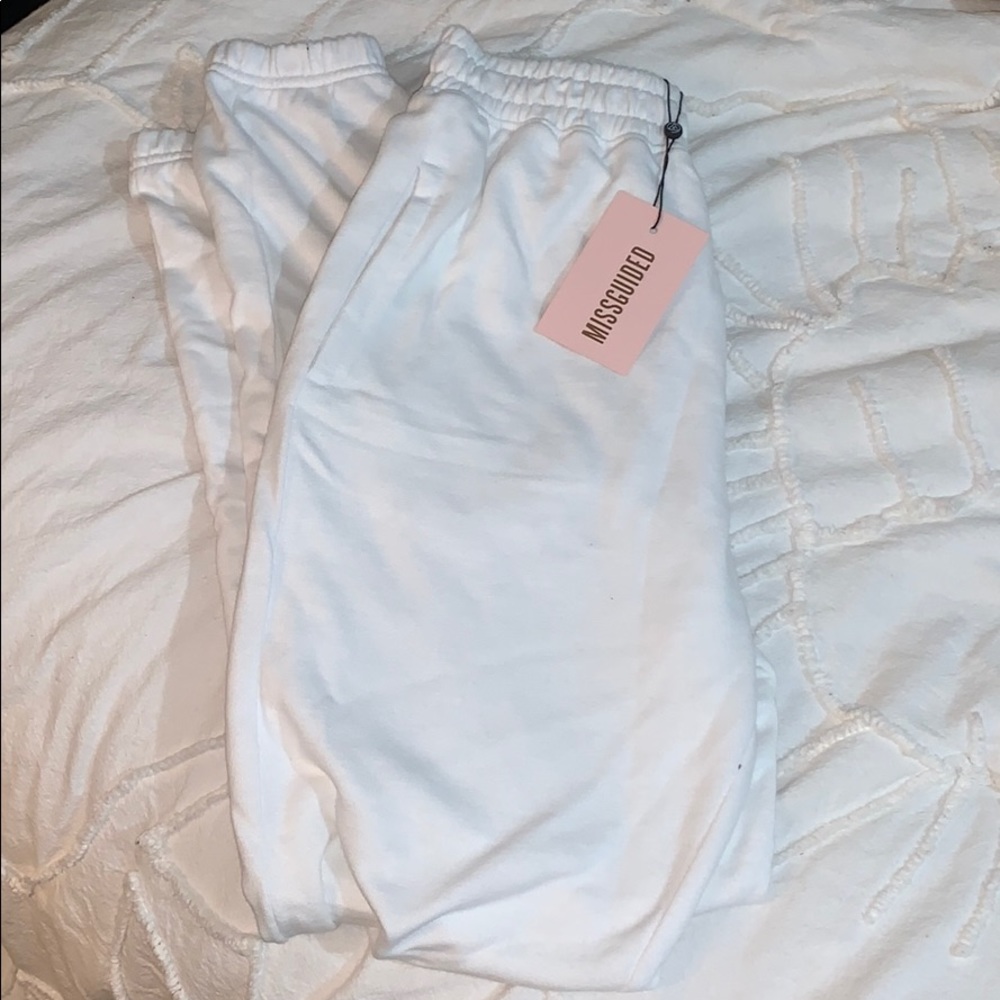 missguided white basic joggers
